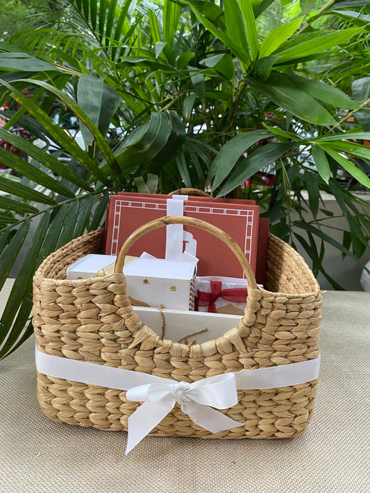 the 'gilded celebration' hamper